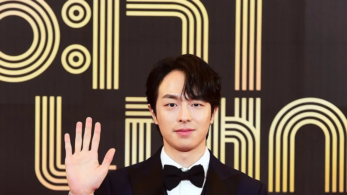 [T포토] 권혁 '훈훈한 비주얼'