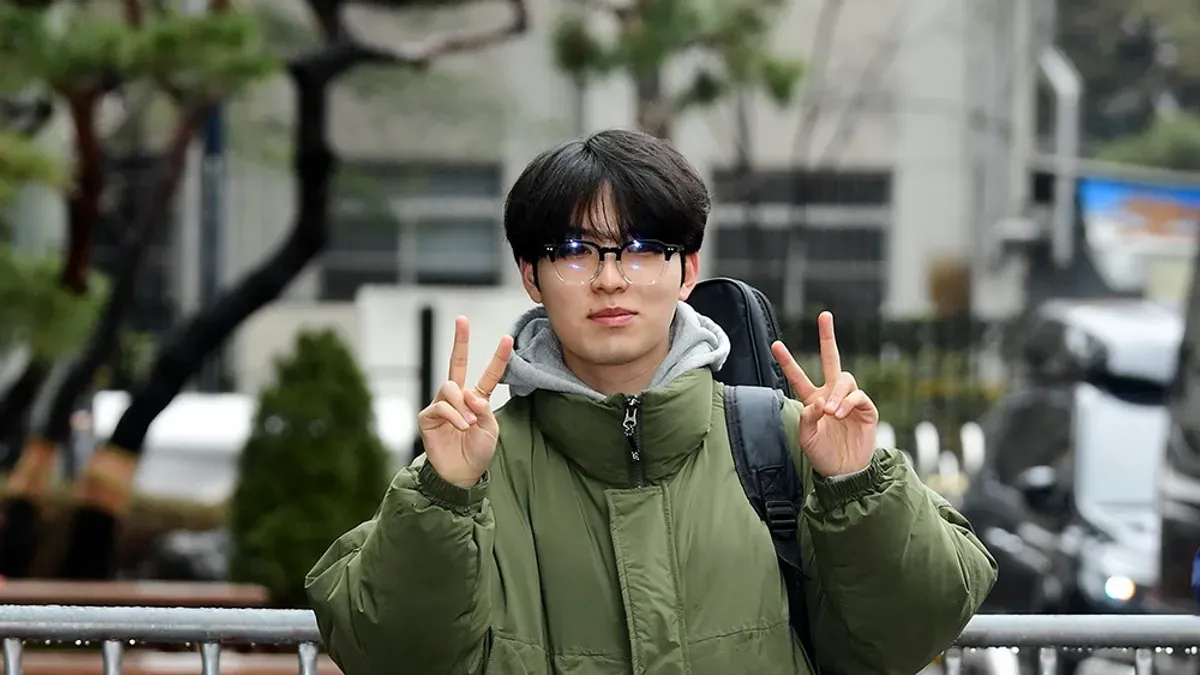 [T포토] 범진 '뮤뱅에서 만나요'