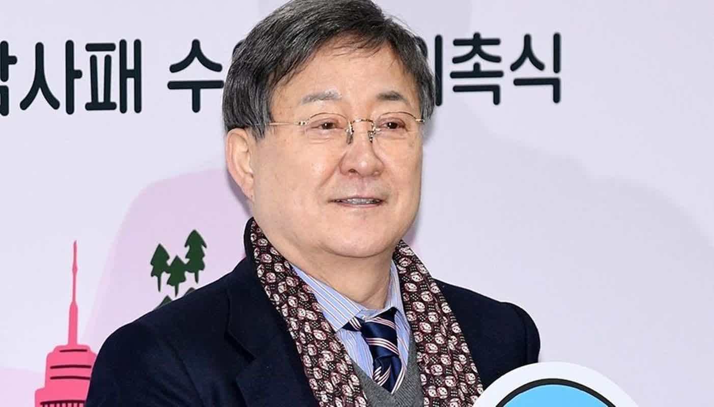 노주현, 美 코넬대·185cm 훈남 손자 공개..."잘생겼네" 선우용여도 감탄... - 뉴스 썸네일 이미지