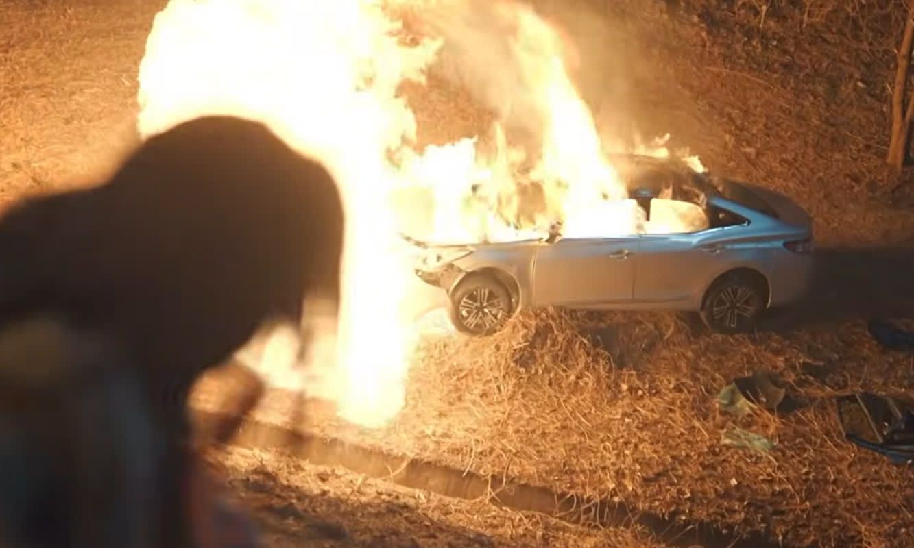 공개 전부터 터졌다...쌍둥이 1인 2역→강력 '고자극' 서사 예고한 韓 드... - 뉴스 썸네일 이미지