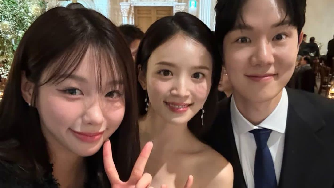 유이수, '혼전임신' 김지영 결혼식 참석...여전한 '하트시그널4' 친분 [R... - 뉴스 썸네일 이미지