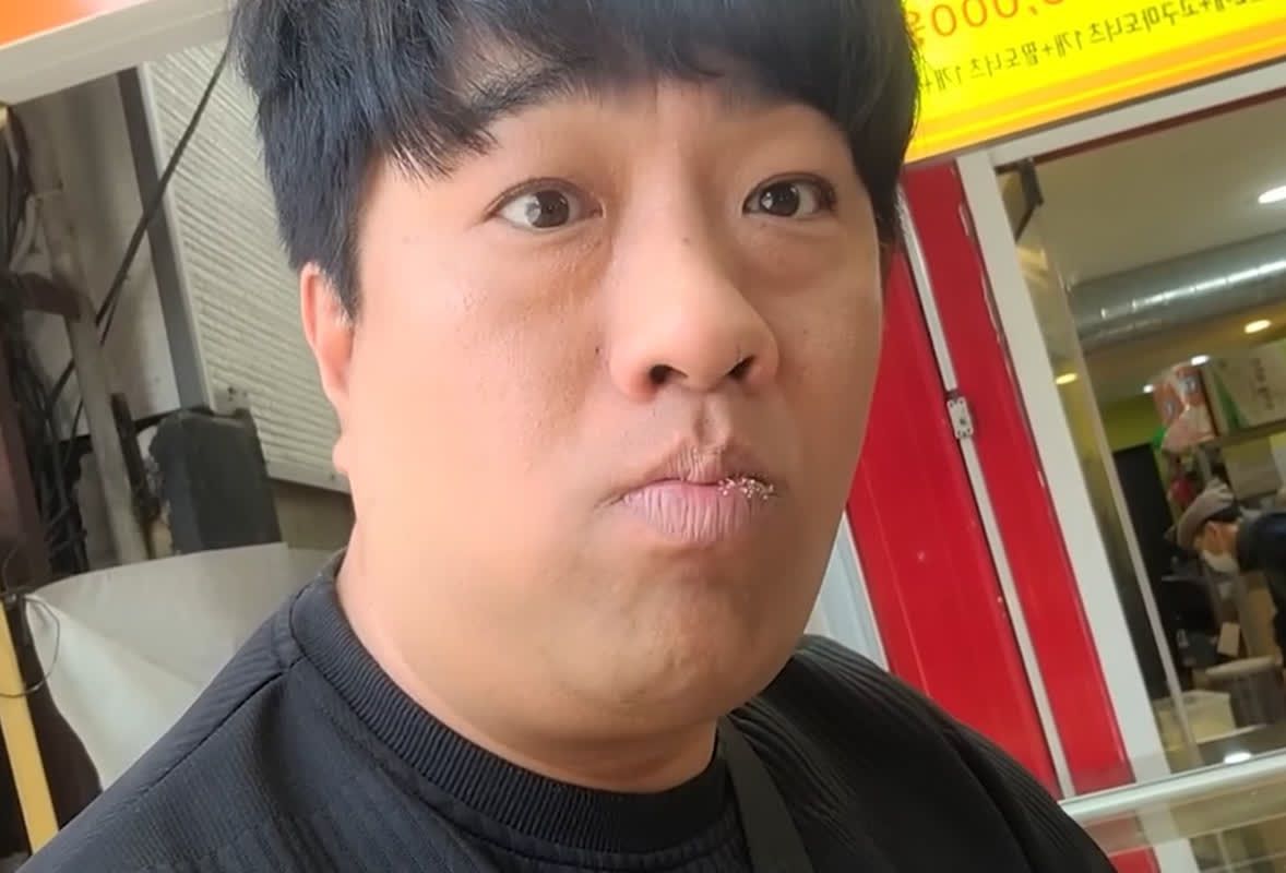 '런닝맨' 출연자, 실내흡연→女BJ 폭행 논란..."난 쓰레기" 공개 사과 - 뉴스 썸네일 이미지
