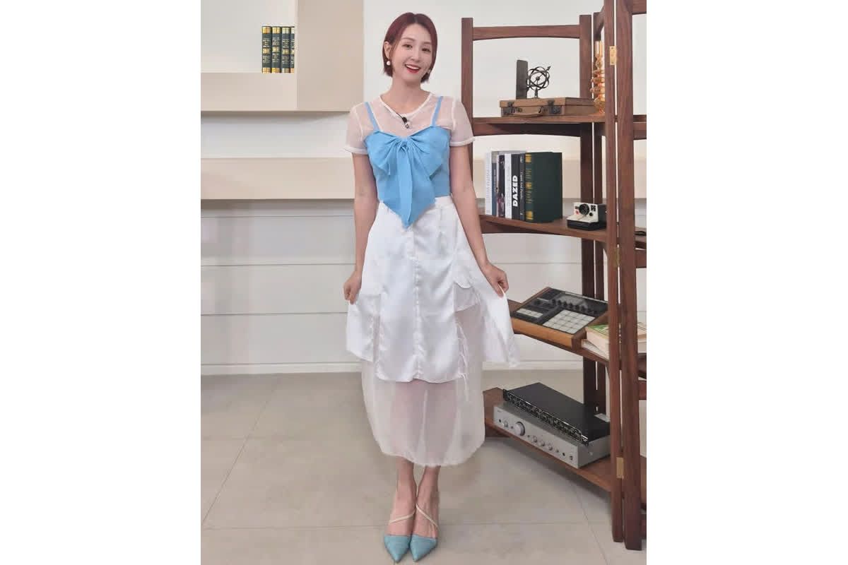 ’43세’ 유명 女스타, 20대 기죽이는 날씬한 라인 자랑…모델 분위기 물씬 [RE:스타]