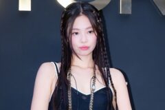 제니, 악의적 편집 영상에 철퇴 들었다.. “선처 없이 법적 조치”