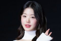장원영만 ‘입만 뻥끗’?…’무릎 부상’ 안유진과 엇갈린 반응→”가수는 노래를 잘해야”