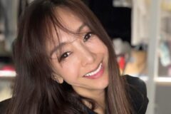 ‘성매매 벌금형’ 女가수, 10년 만에 기지개…”그저 버티며 보내” 심경 고백 [RE:스타]