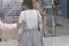 “일부러 초대 안 했는데”…’신장 이식’ 이수근 아내, 목발 짚은 채 등장, 강예원 ‘감동’ [RE:스타]