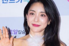 ‘원조 요정’ 바다, 후배 사랑 넘치네…이수만 새 아이돌에 ‘특별한 선물’ [RE:스타]